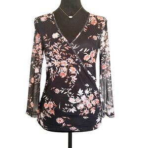 NWT Les Serein Woman’s XS V-Neck Floral Wrap Long Sleeve In Black Pink